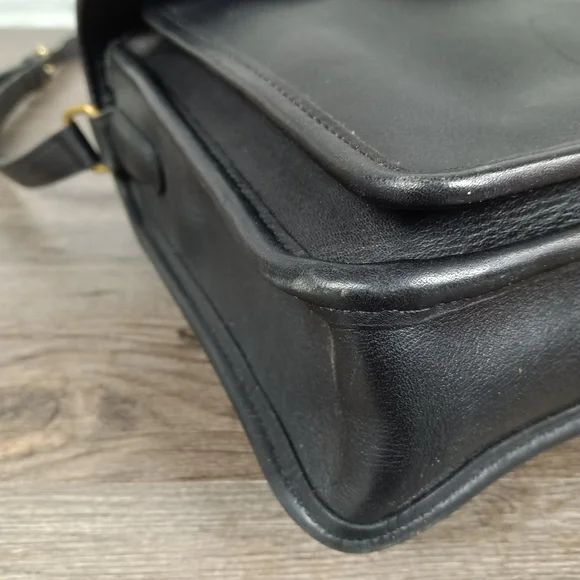 Coach Vintage City Bag #0393-325 - Picture 7 of 10